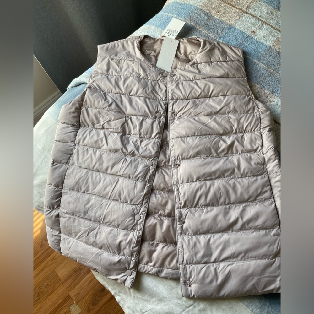 Uniqlo Women's light purple Puffer Vest